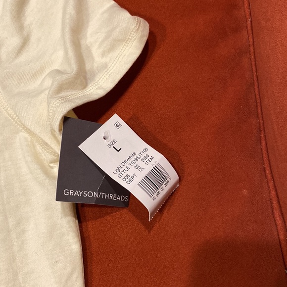 🆕🥃🆕 T-shirt size L - Picture 2 of 4